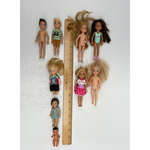 Lot of Barbie's Little Sister Kelly & Friends, Baby Newborn Krissy includes Boy - Picture 8 of 8